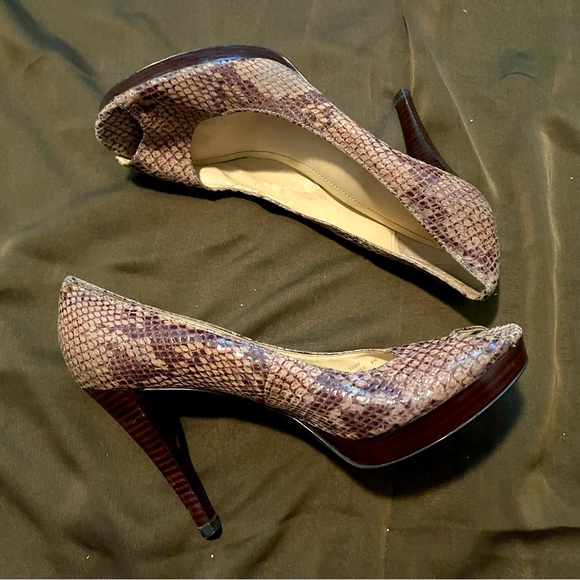 Calvin Klein Brown Snakeskin Pattern Peep-Toe Heels - Picture 3 of 7